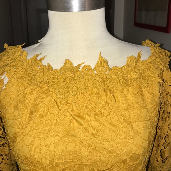 Yellow Lace Work Top With Back Zipper Sz L π - Picture 3 of 7